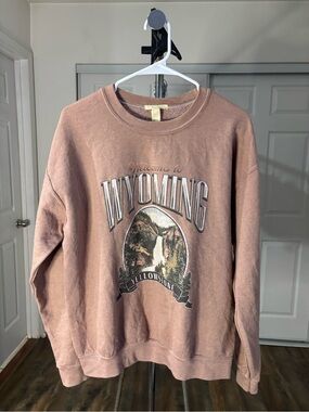 Full Tilt Dusty Rose Graphic Crewneck Sweatshirt